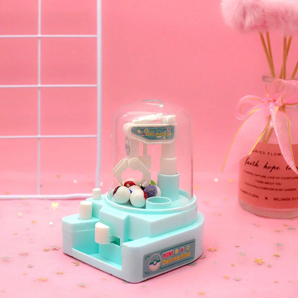 Mini Candy Claw Machine Toy Candy Grabber Manual Cute Candy Catcher Machine with 6 Balls Early Education Handheld Catch Toy for Kids Children Best Birthday Gift for Kids